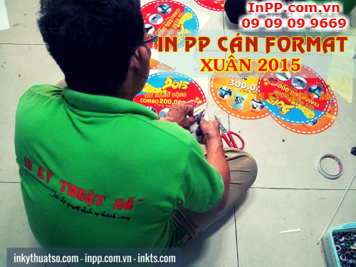 In PP can format lam day treo quang cao cho chuong trinh “Tet nang dong” truc tiep thuc hien boi Cong ty TNHH In Ky Thuat So - Digital Printing 